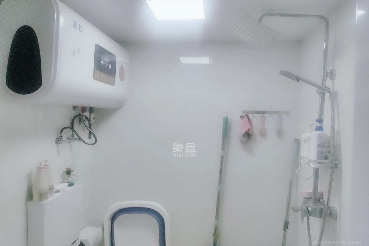 中瀚财富广场  1室1厅1卫   26.80万客厅