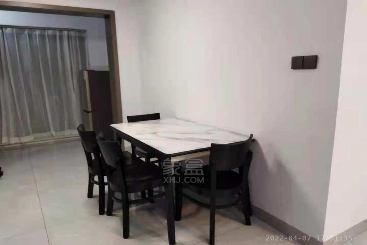 万丰上院左岸  3室2厅2卫   2300.00元/月室内图