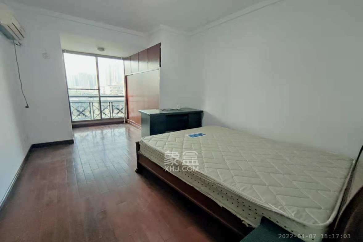 富湘园  3室2厅1卫    2600.0元/月室内图