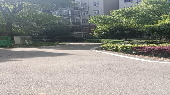 赫山办事处梓山居委会室内图2