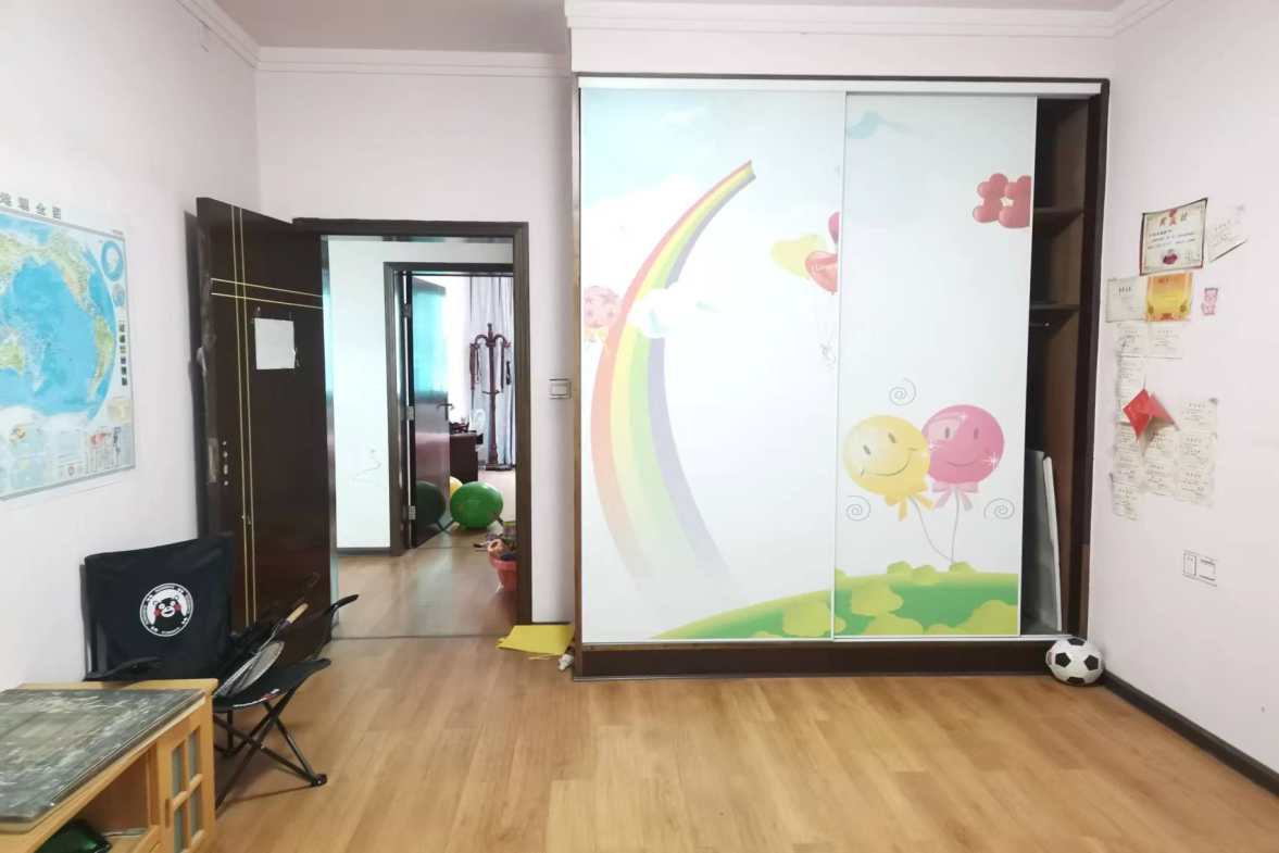 大同山庄  3室2厅1卫    53.8万卧室