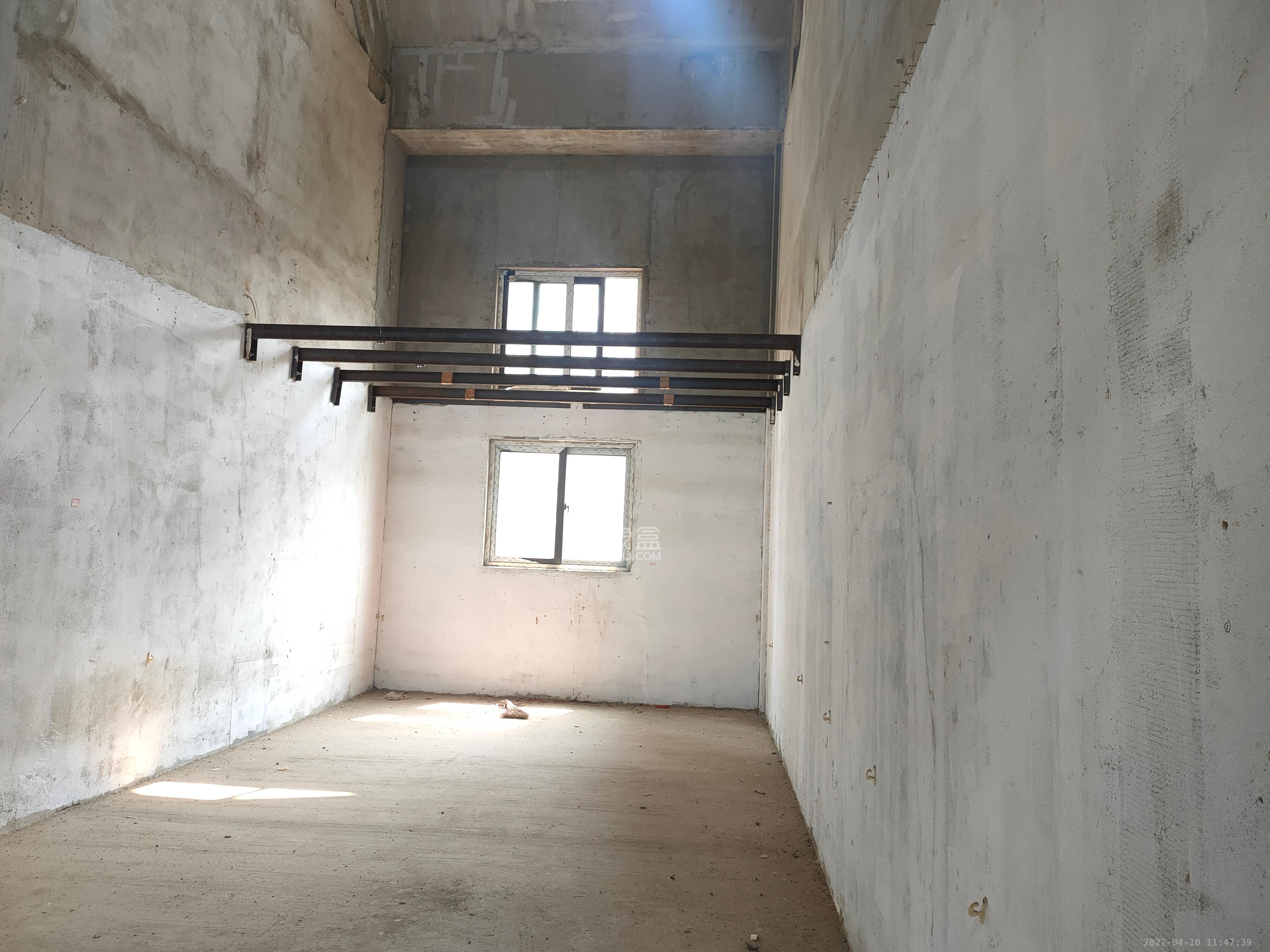 保利香槟国际   95.0㎡      3800.0元/月室内图