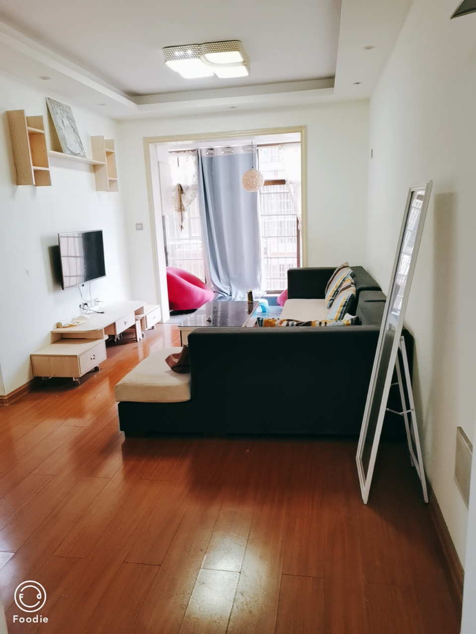 新概念  1室1厅1卫    1500.0元/月