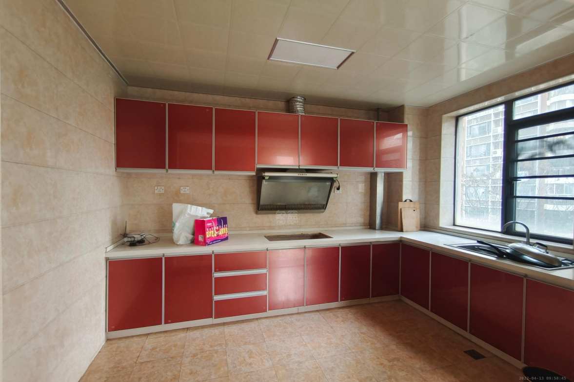 庐山春天二期曼城 3室2厅1卫 2400.00元/月 庐山春天二期曼城 3室2厅1卫 2400.00元/月室内图