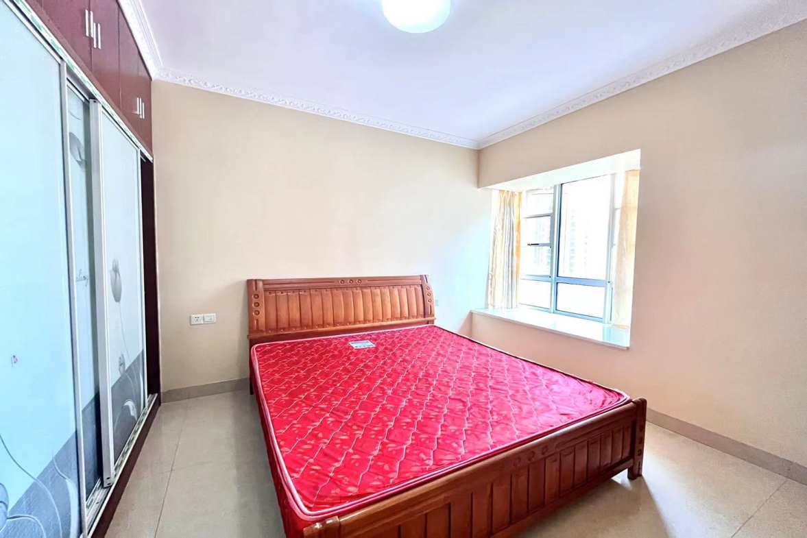 特变水木融城  3室2厅1卫    2000.0元/月 特变水木融城  3室2厅1卫    2000.0元/月室内图