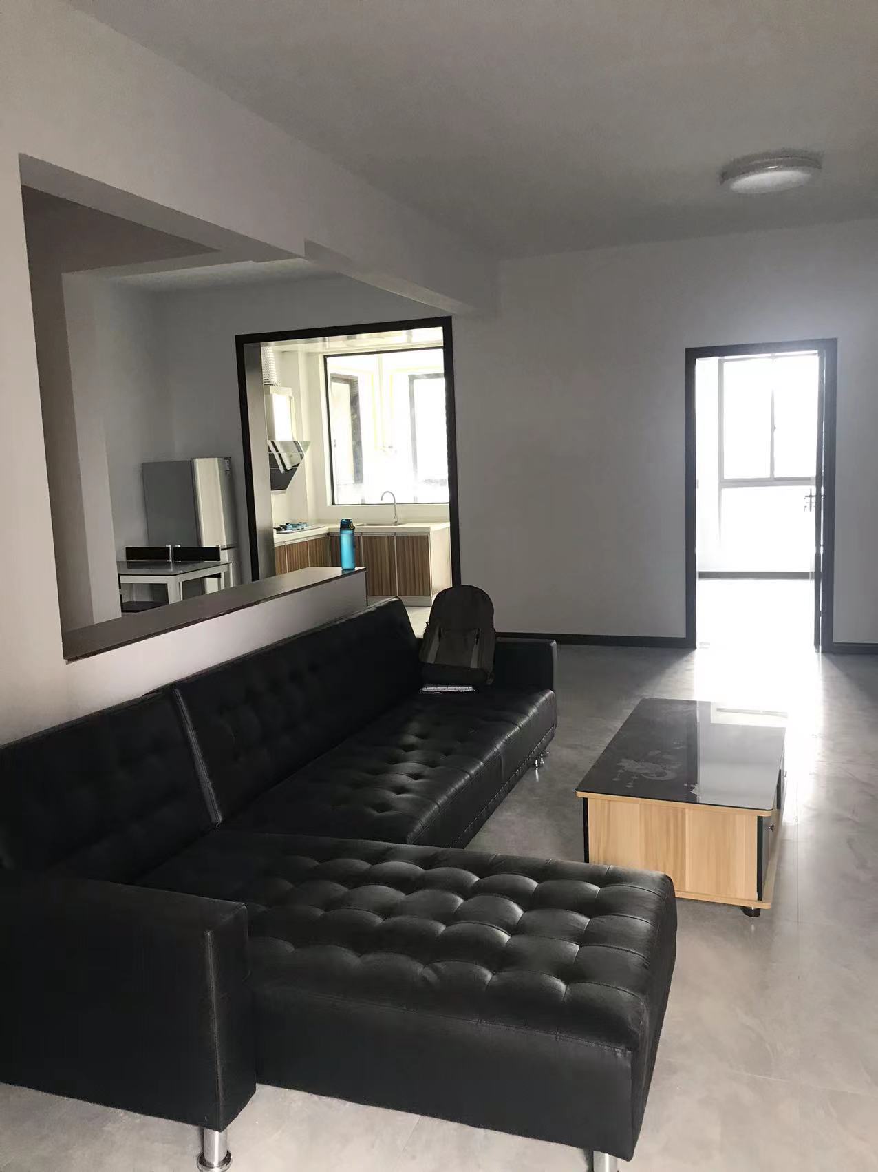 凯旋城  3室2厅2卫   85.00万