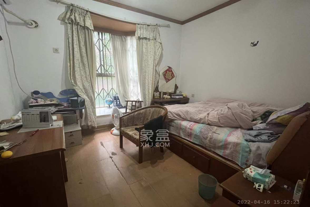 星电花园  3室2厅2卫    3100.0元/月室内图