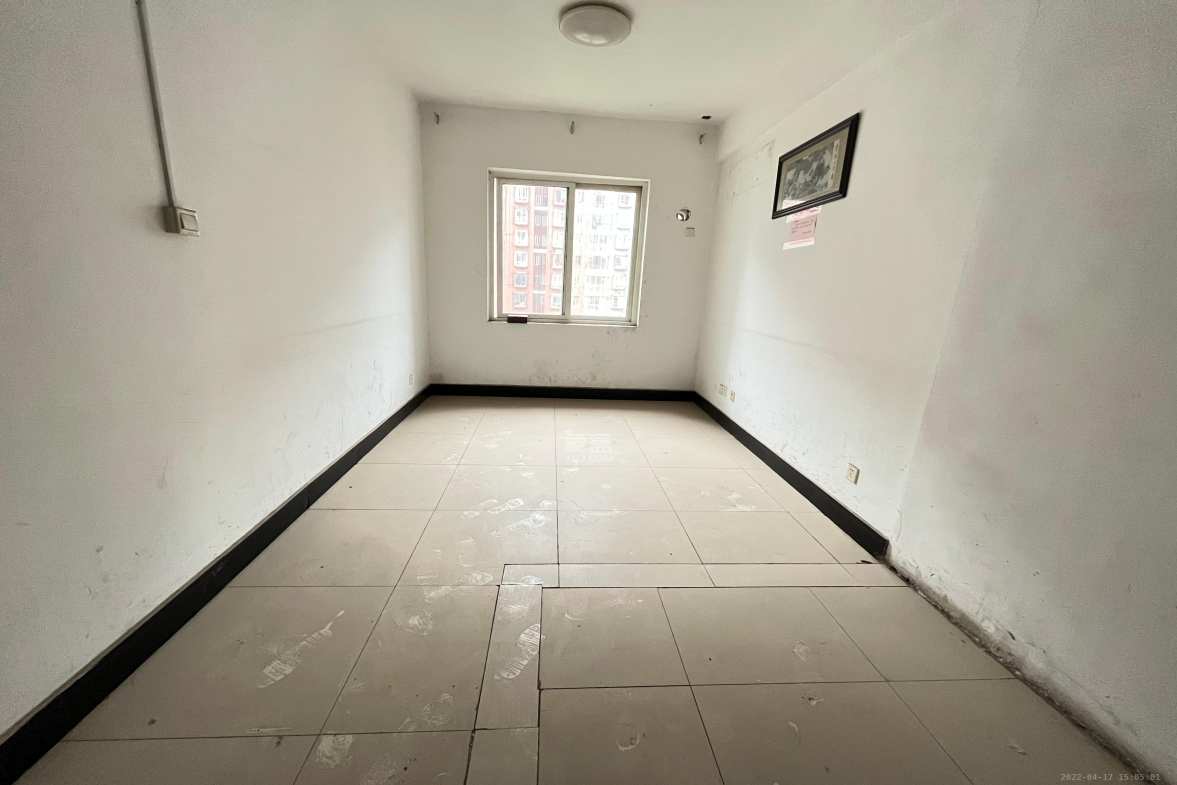 陶然居  4室2厅1卫    2500.0元/月室内图