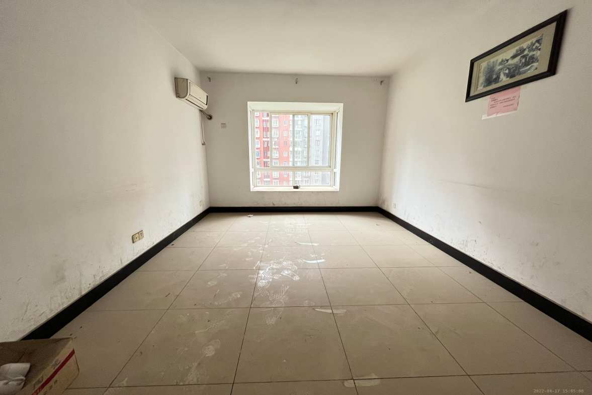 陶然居  4室2厅1卫    2500.0元/月室内图