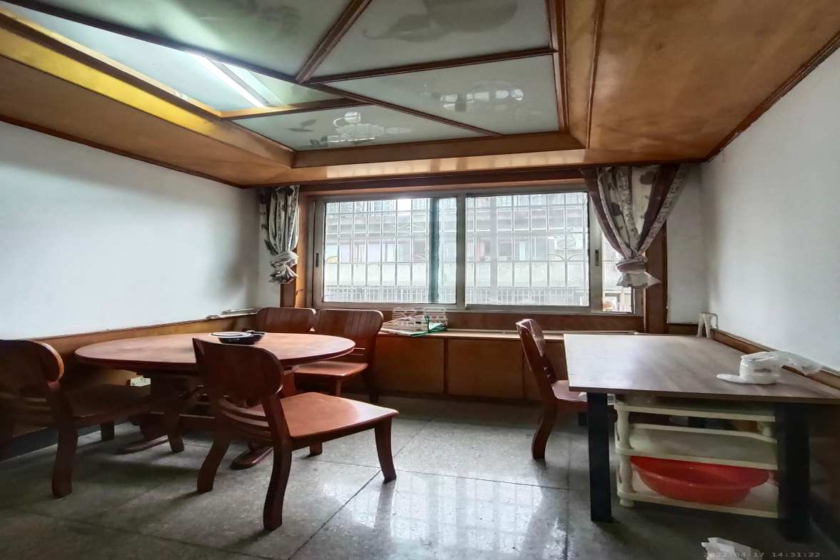 桐荫里社区  2室1厅1卫    1800.0元/月室内图
