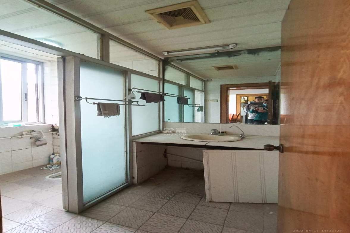 桐荫里社区  2室1厅1卫    1800.0元/月室内图