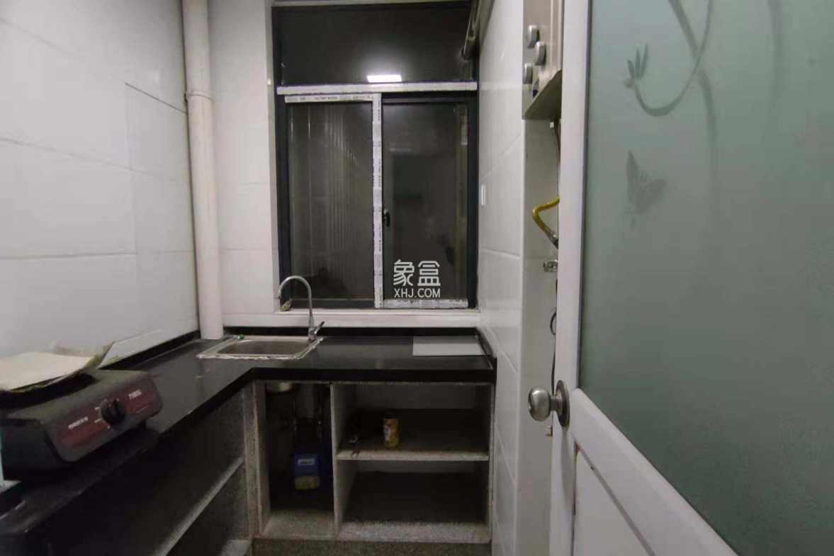 污水处理厂家属区  2室1厅1卫   800.00元/月室内图