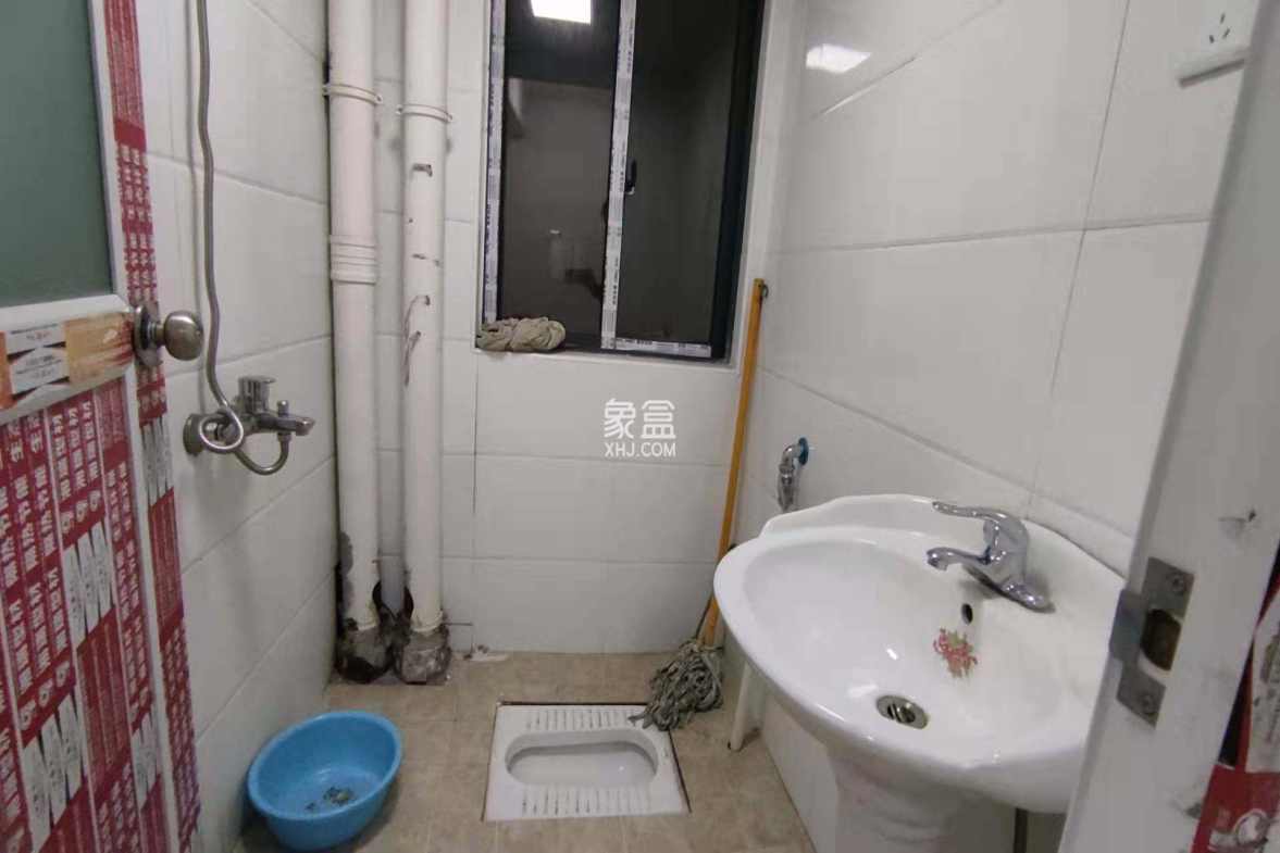 污水处理厂家属区  2室1厅1卫   800.00元/月室内图