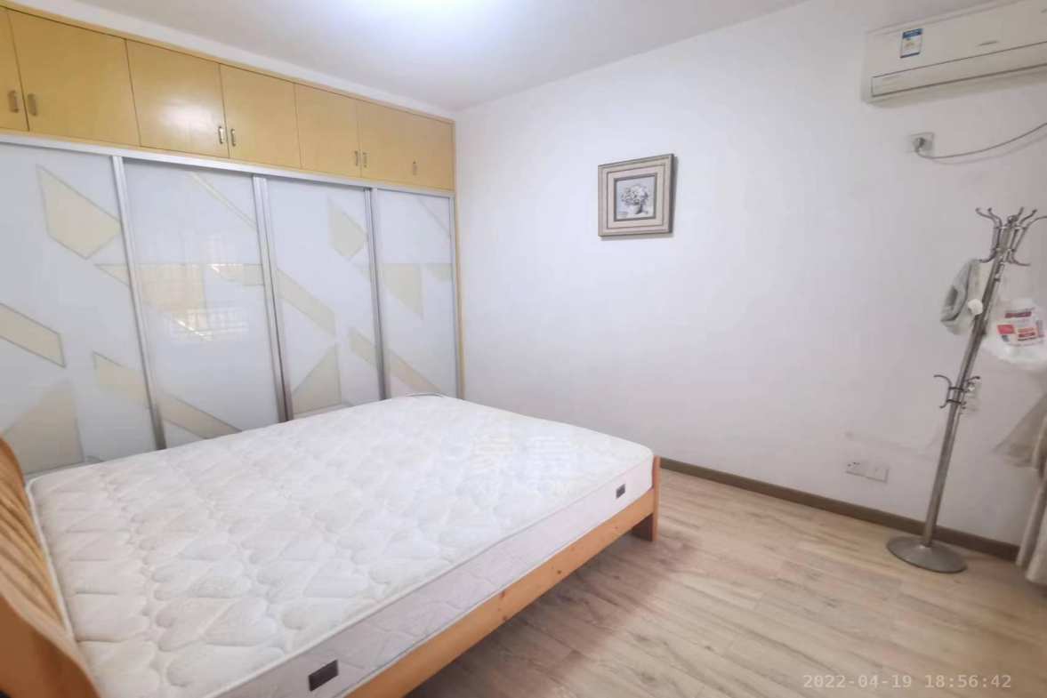 香山美境  3室2厅1卫    1700.0元/月室内图