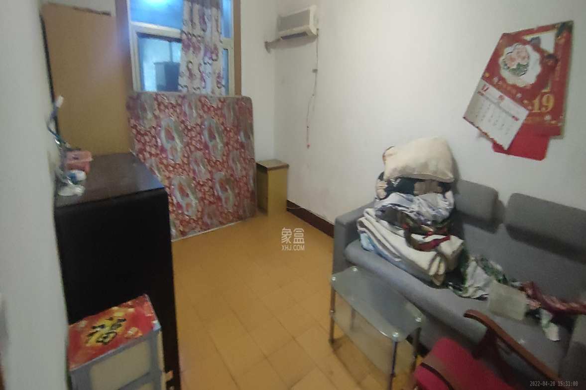 建湘新村  4室2厅1卫    1600.0元/月室内图