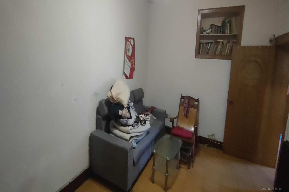 建湘新村  4室2厅1卫    1600.0元/月室内图