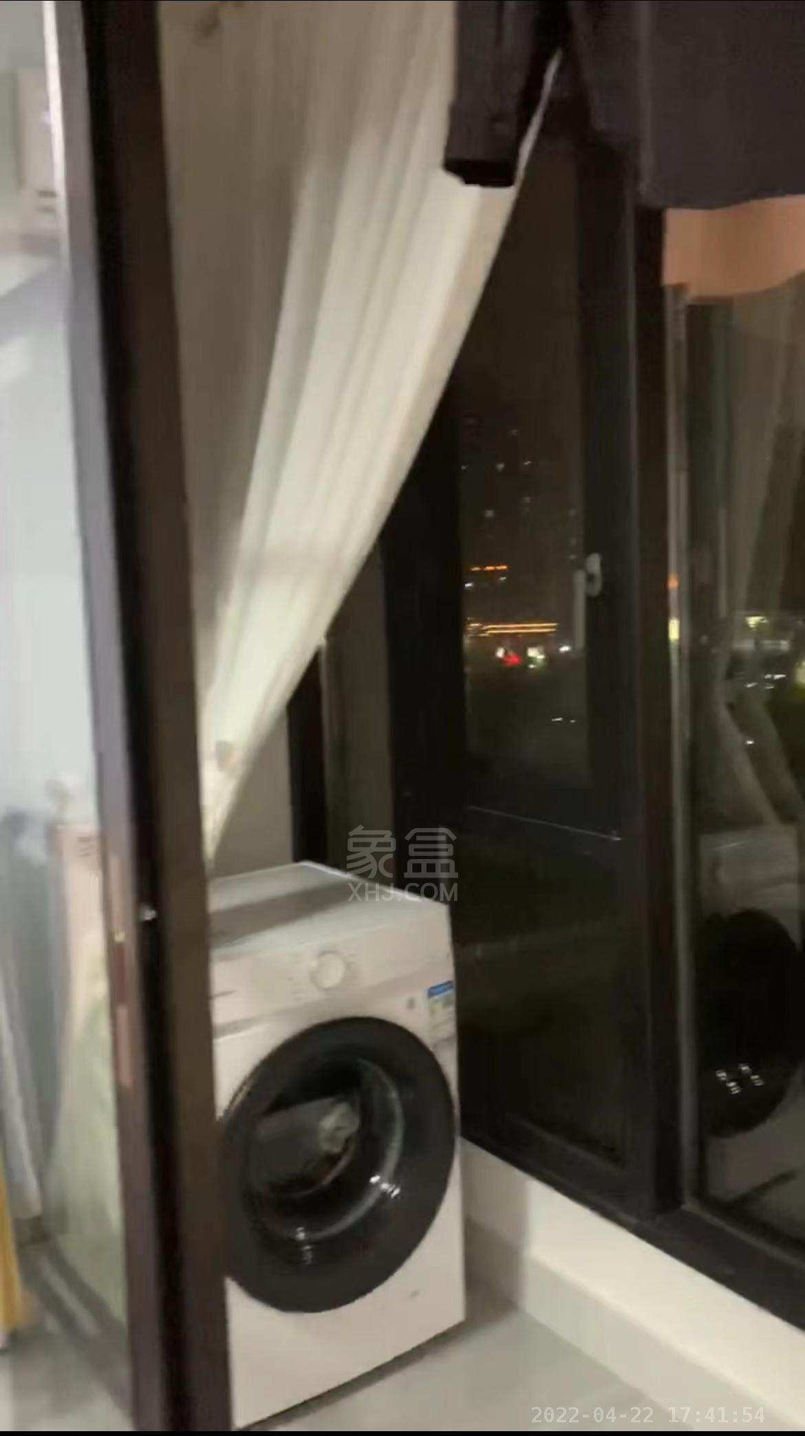 山水文园  2室1厅1卫    2200.0元/月室内图