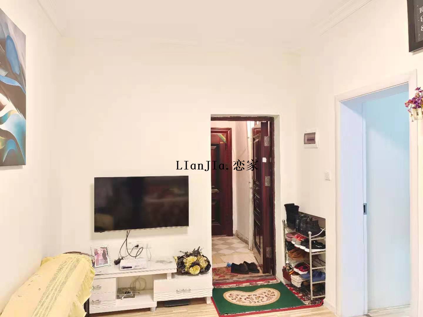 花庙冲社区（原赞山居委会）  2室1厅1卫    27.0万