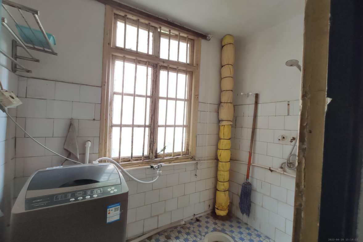 龙泉居委会  3室1厅1卫    700.0元/月 龙泉居委会  3室1厅1卫    700.0元/月室内图