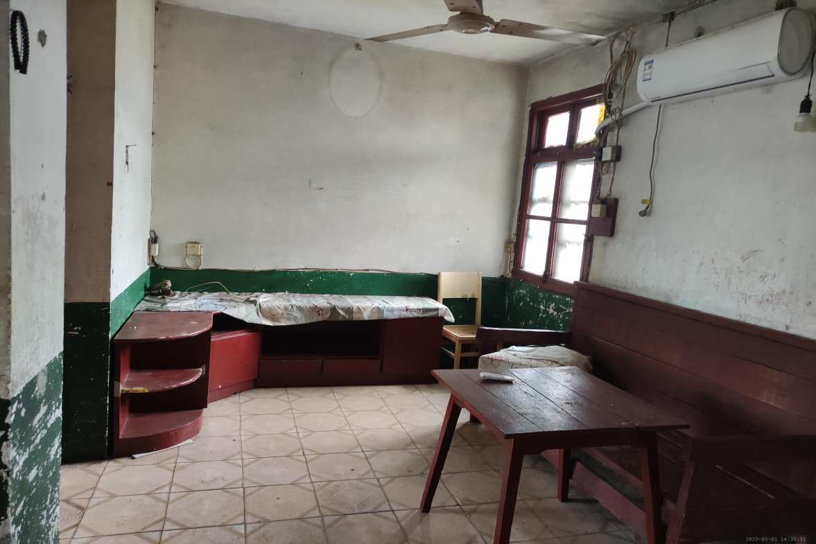 阿弥岭一二片  2室1厅1卫    900.0元/月室内图1