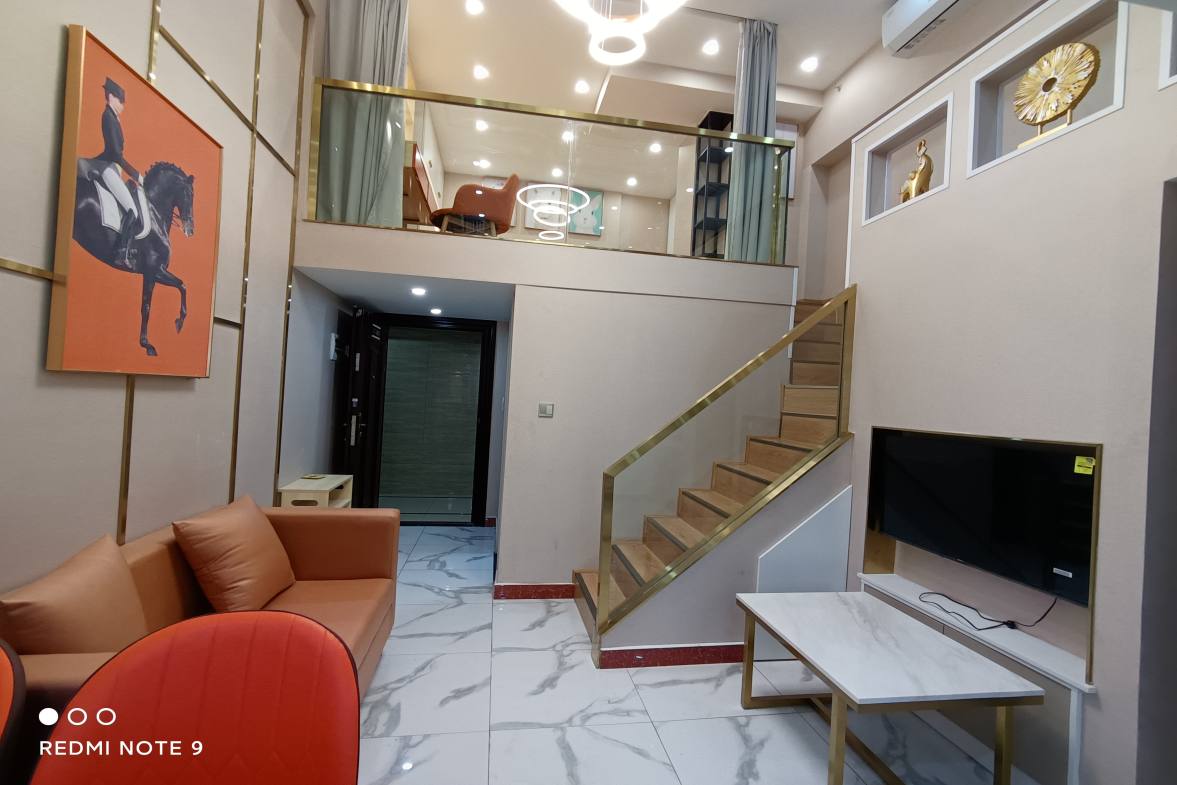 青春里  2室2厅1卫    1800.0元/月室内图