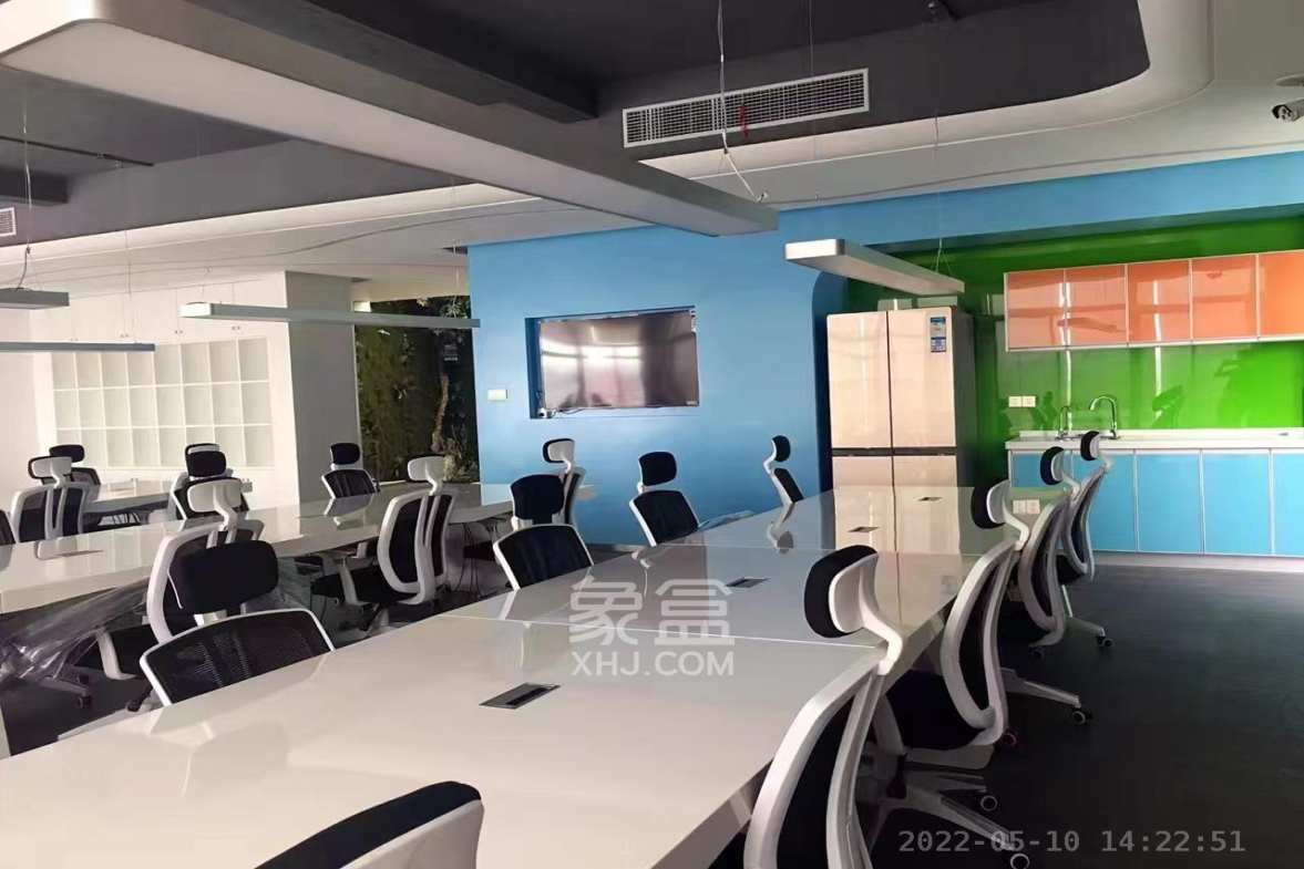 阳光100三期 8室2厅2卫 26000.0元/月 阳光100三期 8室2厅2卫 26000.0元/月室内图