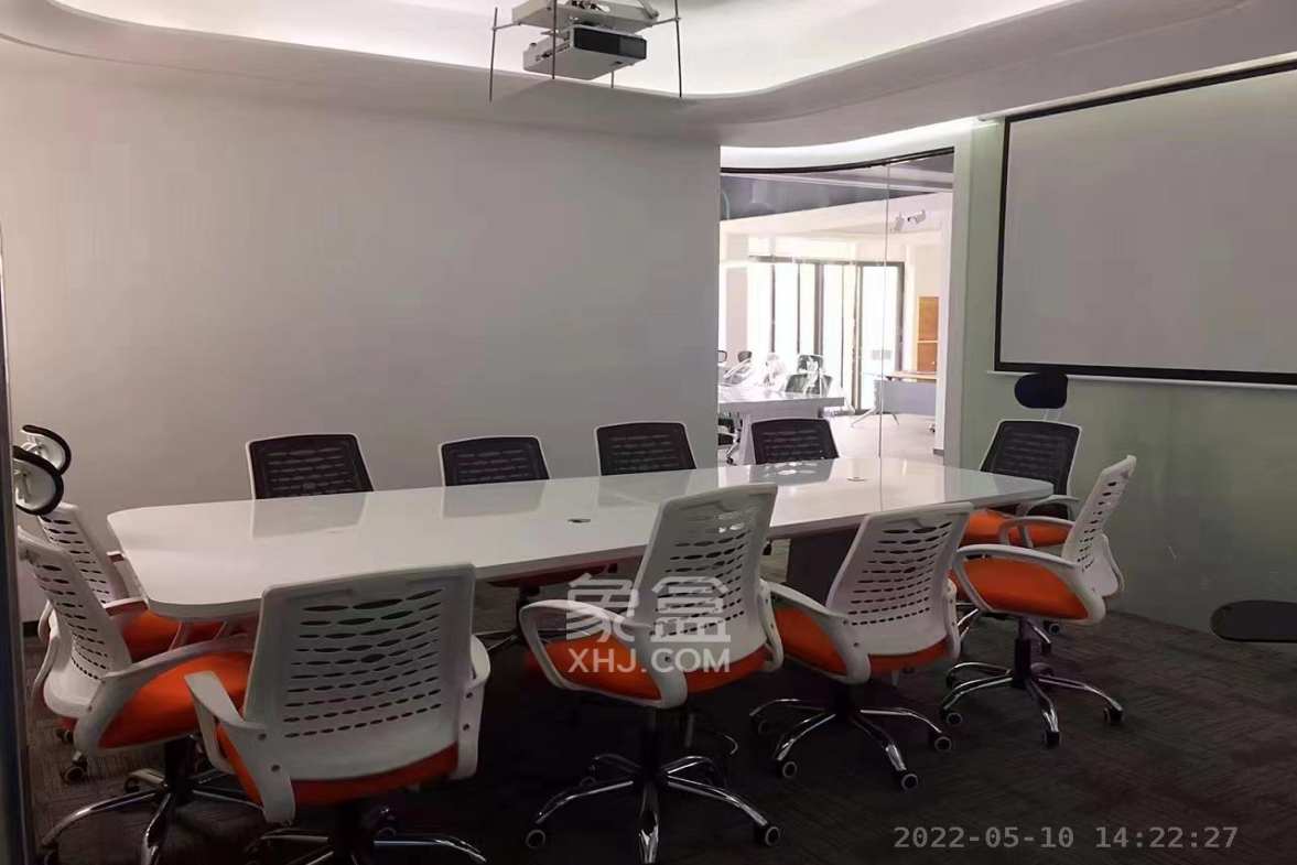 阳光100三期 8室2厅2卫 26000.0元/月 阳光100三期 8室2厅2卫 26000.0元/月室内图