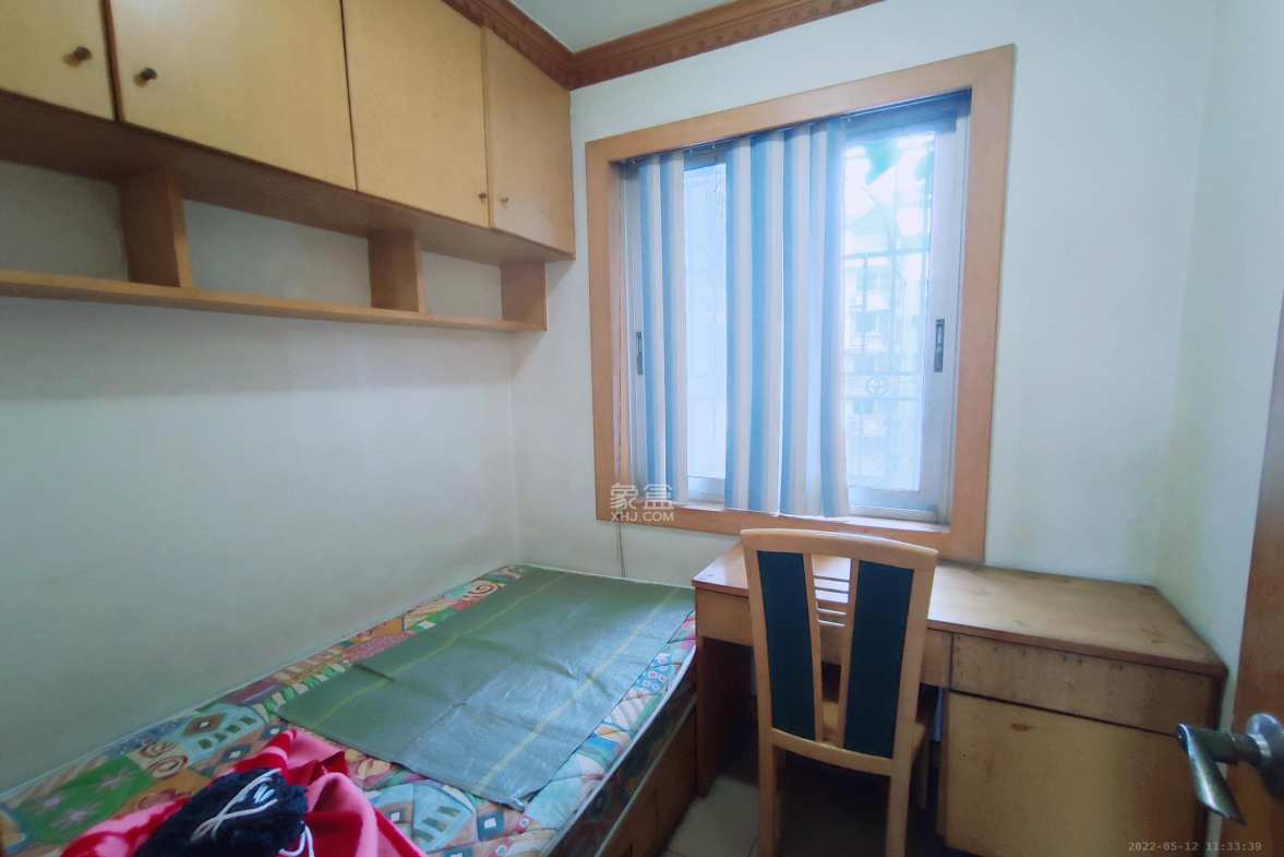 鸿园小区  5室3厅2卫   4000.00元/月室内图