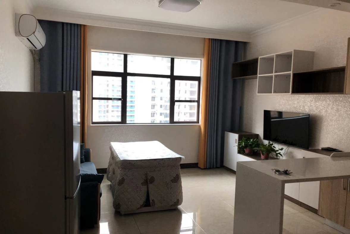 众一桂府  1室1厅1卫    1500.0元/月室内图1