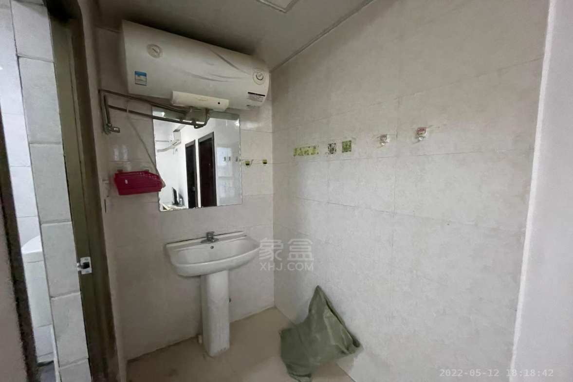 凯旋名门人民中路1006号 2室1厅1卫 1400.0元/月 凯旋名门人民中路1006号 2室1厅1卫 1400.0元/月室内图