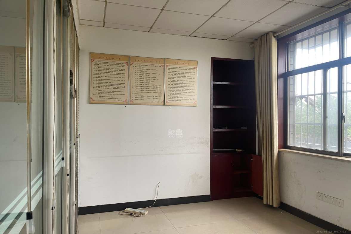 松雅安置小区 1室1厅1卫 3000.0元/月 松雅安置小区 1室1厅1卫 3000.0元/月室内图