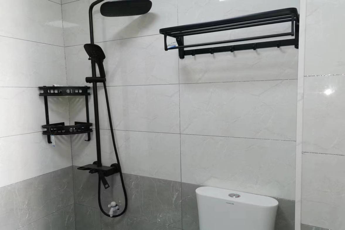 丰荟国际  2室1厅1卫    1800.0元/月 丰荟国际  2室1厅1卫    1800.0元/月室内图