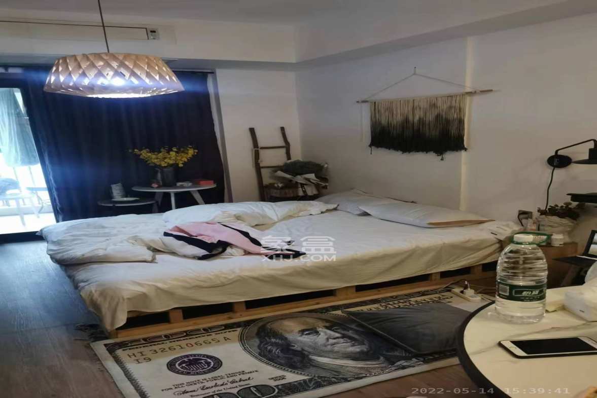 东塘瑞府  1室1厅1卫    2100.0元/月室内图1