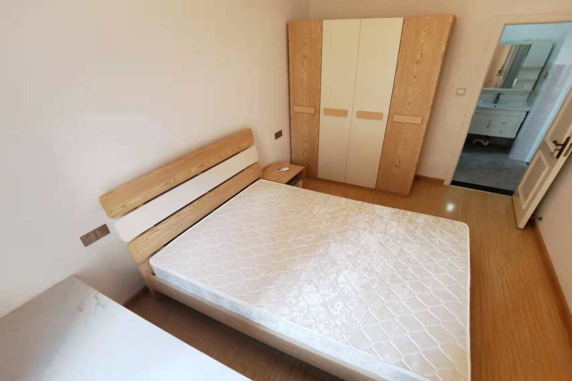 万达湖公馆 2室1厅1卫 2200.0元/月 万达湖公馆 2室1厅1卫 2200.0元/月室内图