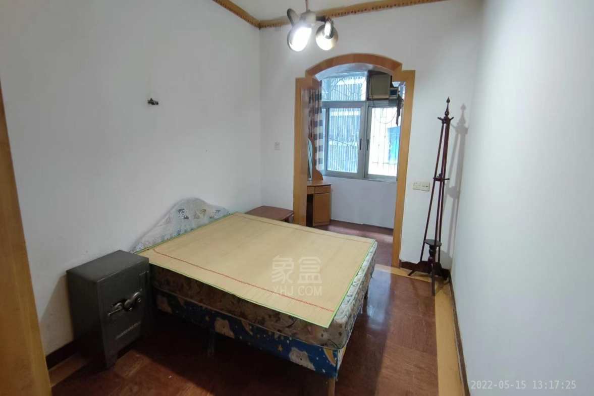 水仙路口公交小区 3室2厅1卫 1000.0元/月 水仙路口公交小区 3室2厅1卫 1000.0元/月室内图