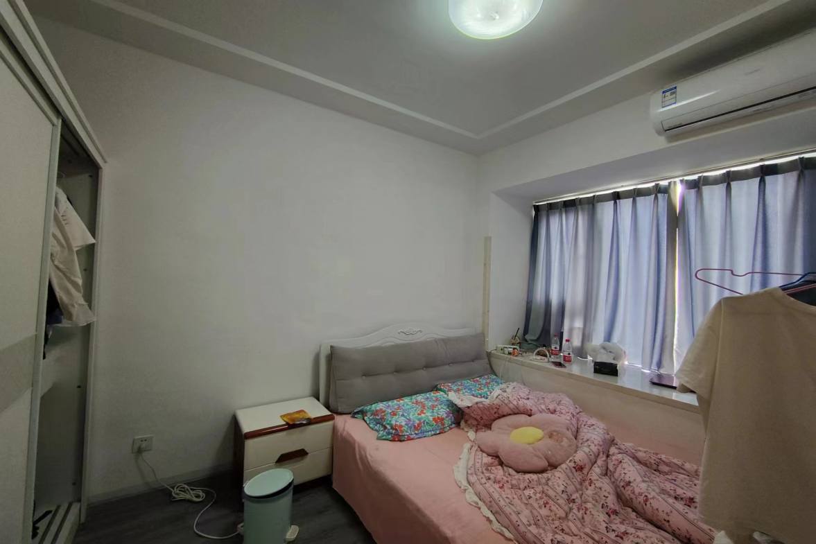 南湖春天 1室1厅1卫 1800.0元/月 南湖春天 1室1厅1卫 1800.0元/月室内图