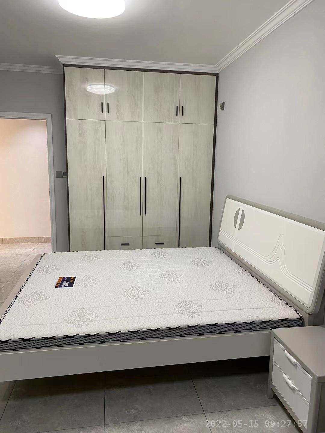 时代新城(翰林府) 3室2厅1卫 2500.0元/月 时代新城(翰林府) 3室2厅1卫 2500.0元/月小区图