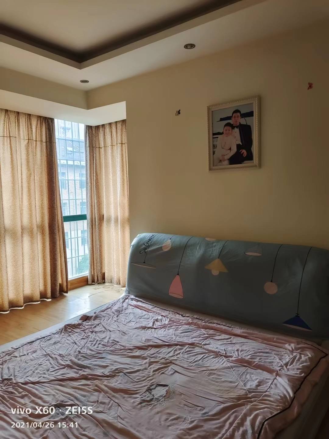 加州阳光小区（吉星阳光）  5室2厅2卫    2000.0元/月室内图