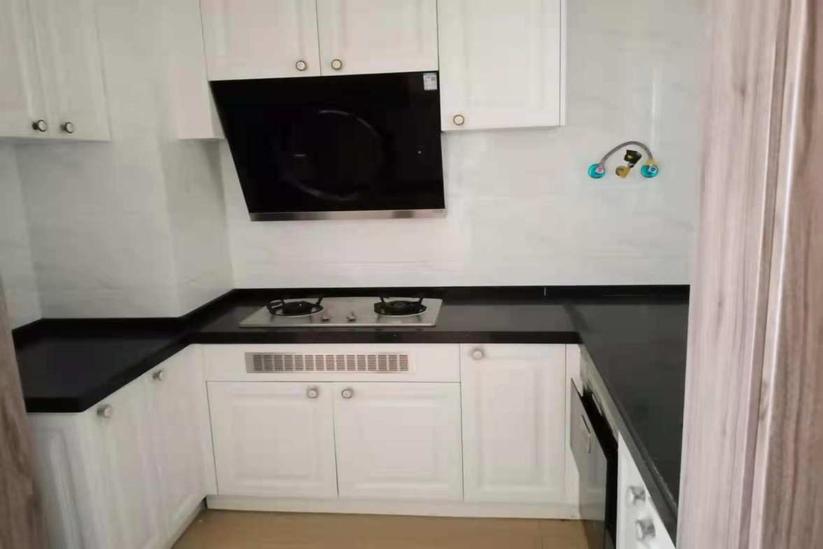 碧桂园豪园 3室2厅2卫 1700.0元/月 碧桂园豪园 3室2厅2卫 1700.0元/月室内图