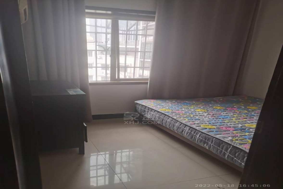 西海龙苑  3室2厅2卫    2000.0元/月室内图