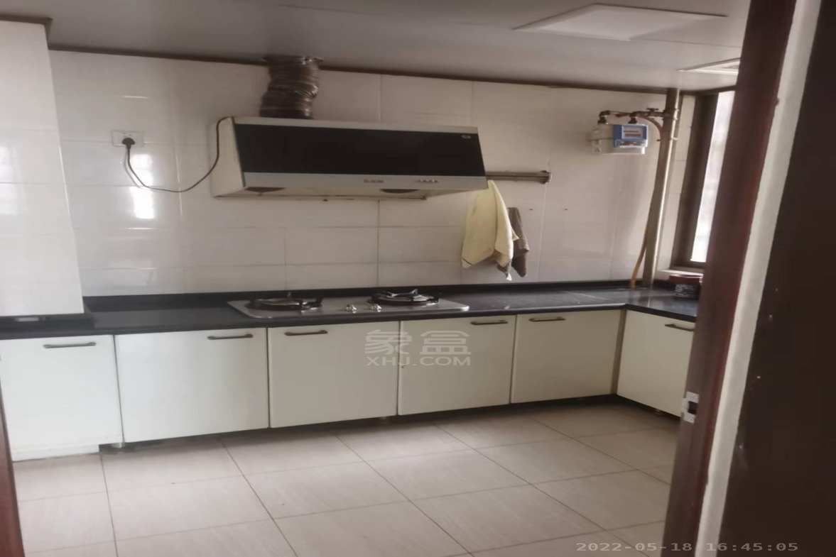 西海龙苑  3室2厅2卫    2000.0元/月室内图