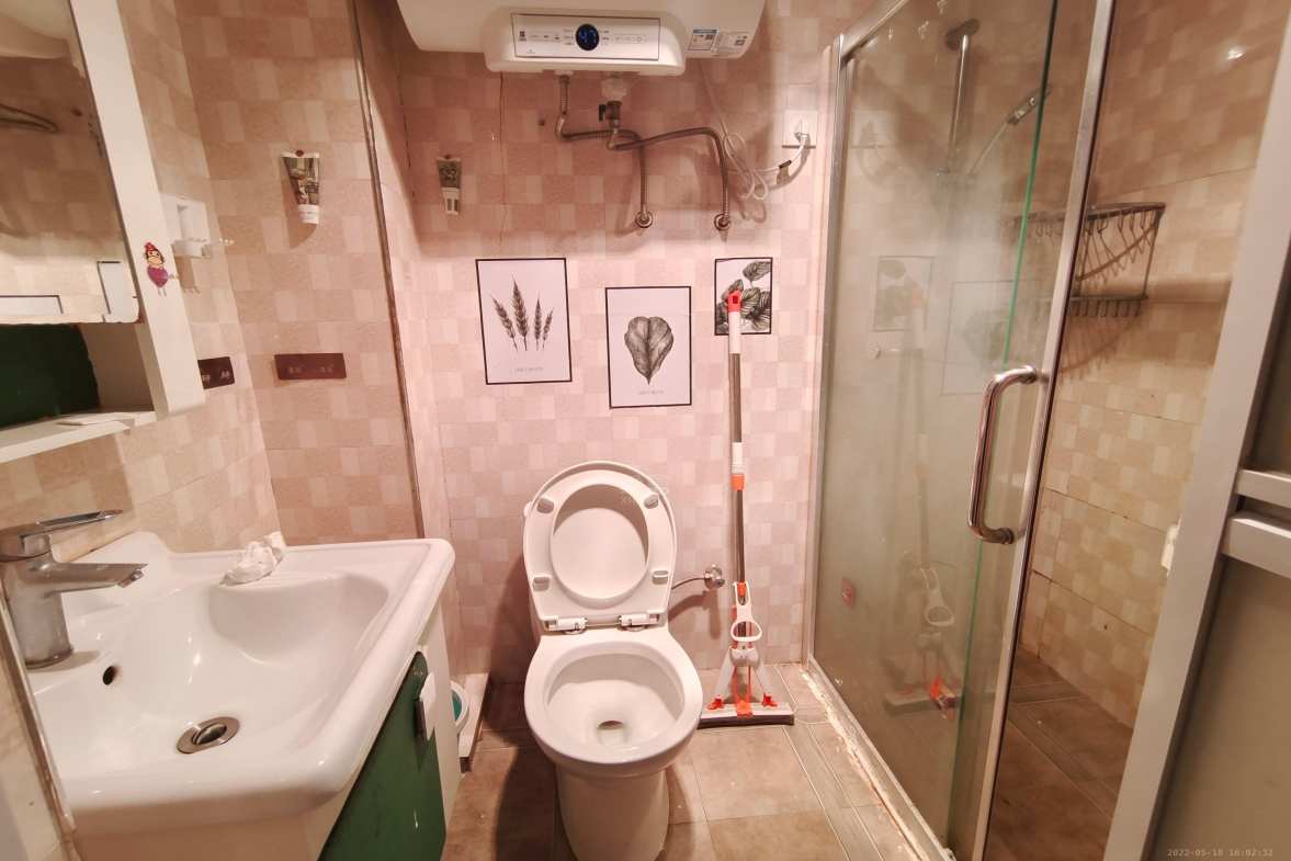 凯旋名门人民中路1006号  1室1厅1卫    1300.0元/月 凯旋名门人民中路1006号  1室1厅1卫    1300.0元/月室内图