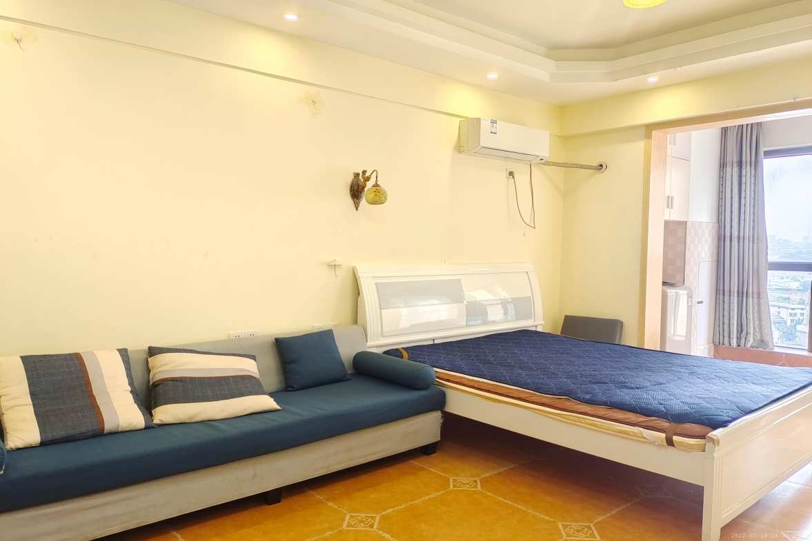 凯旋名门人民中路1006号  1室1厅1卫    1300.0元/月 凯旋名门人民中路1006号  1室1厅1卫    1300.0元/月室内图