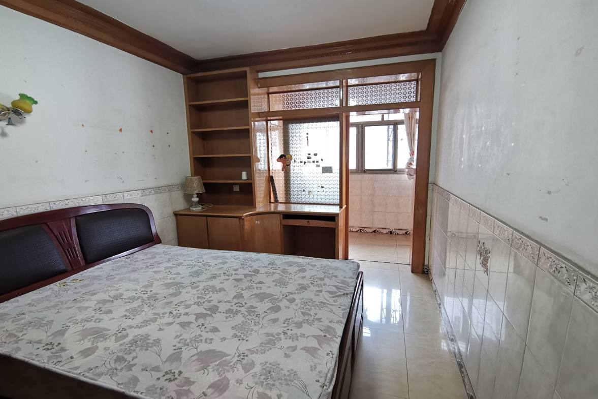 仙人阁  3室2厅1卫    43.8万客厅