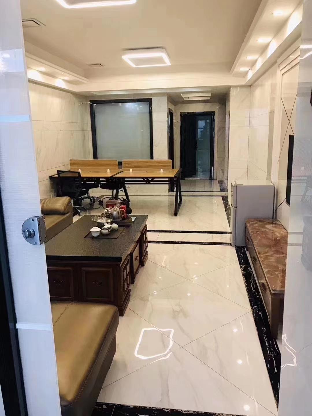 万籁酒店  1室1厅1卫    2000.0元/月室内图