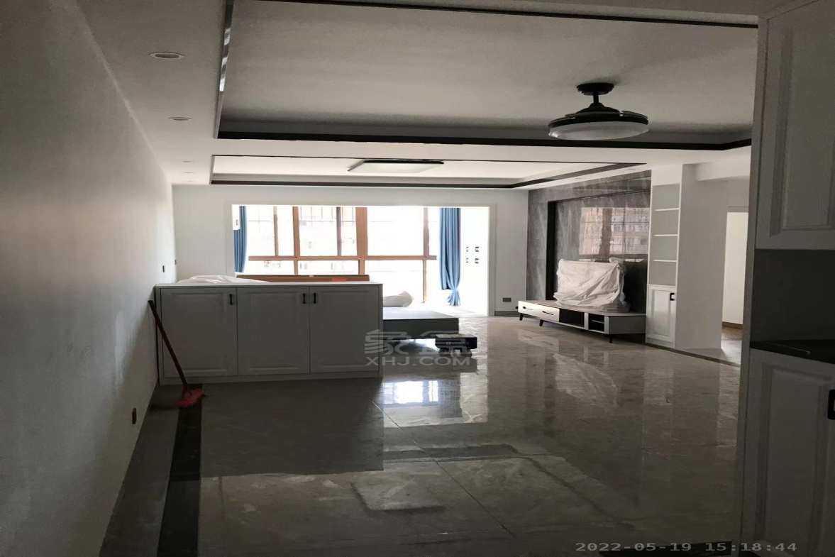 福鑫南郡  3室2厅2卫   1900.00元/月 福鑫南郡  3室2厅2卫   1900.00元/月室内图