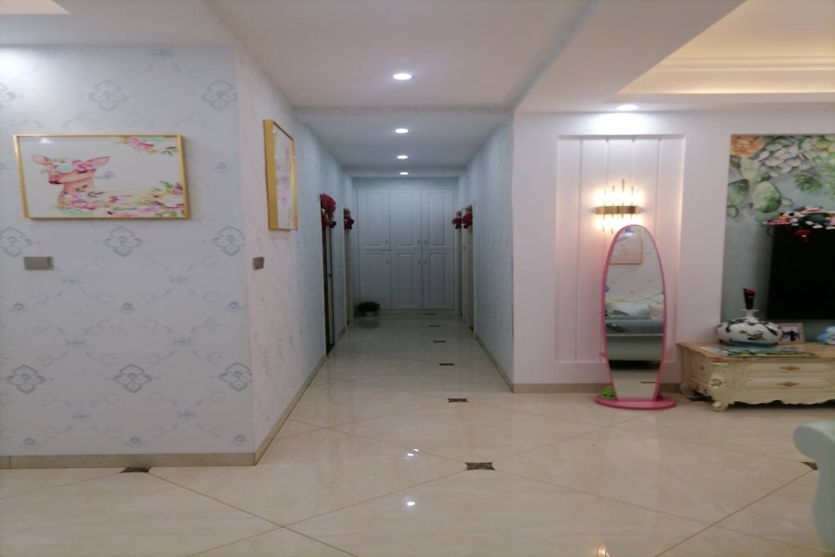 六合幸福里  4室2厅2卫    92.8万其他