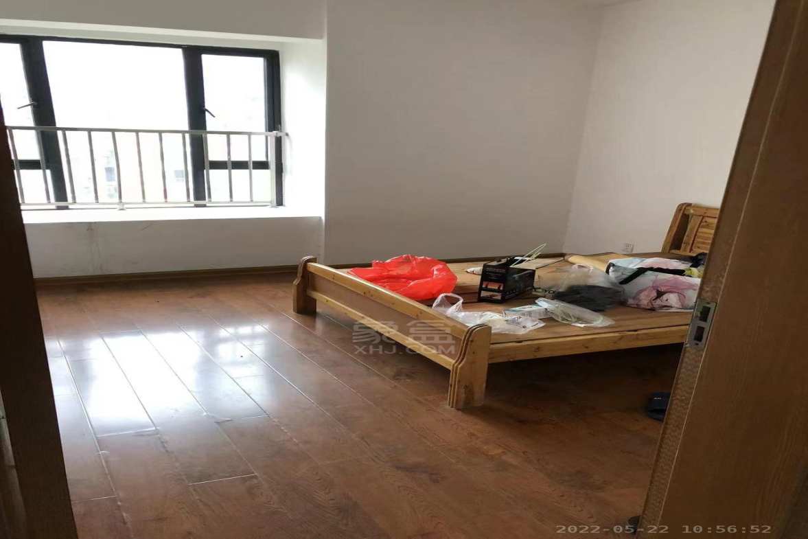 新桂广场 4室2厅2卫 2000.00元/月 新桂广场 4室2厅2卫 2000.00元/月室内图