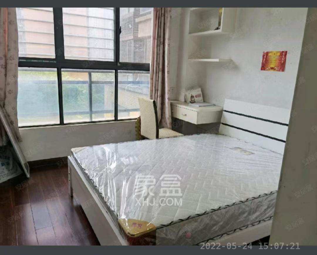 珠江东方明珠（新地东方明珠）三期  4室2厅1卫    2300.0元/月室内图