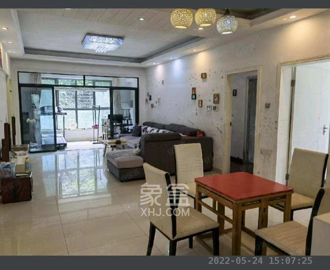 珠江东方明珠（新地东方明珠）三期  4室2厅1卫    2300.0元/月室内图